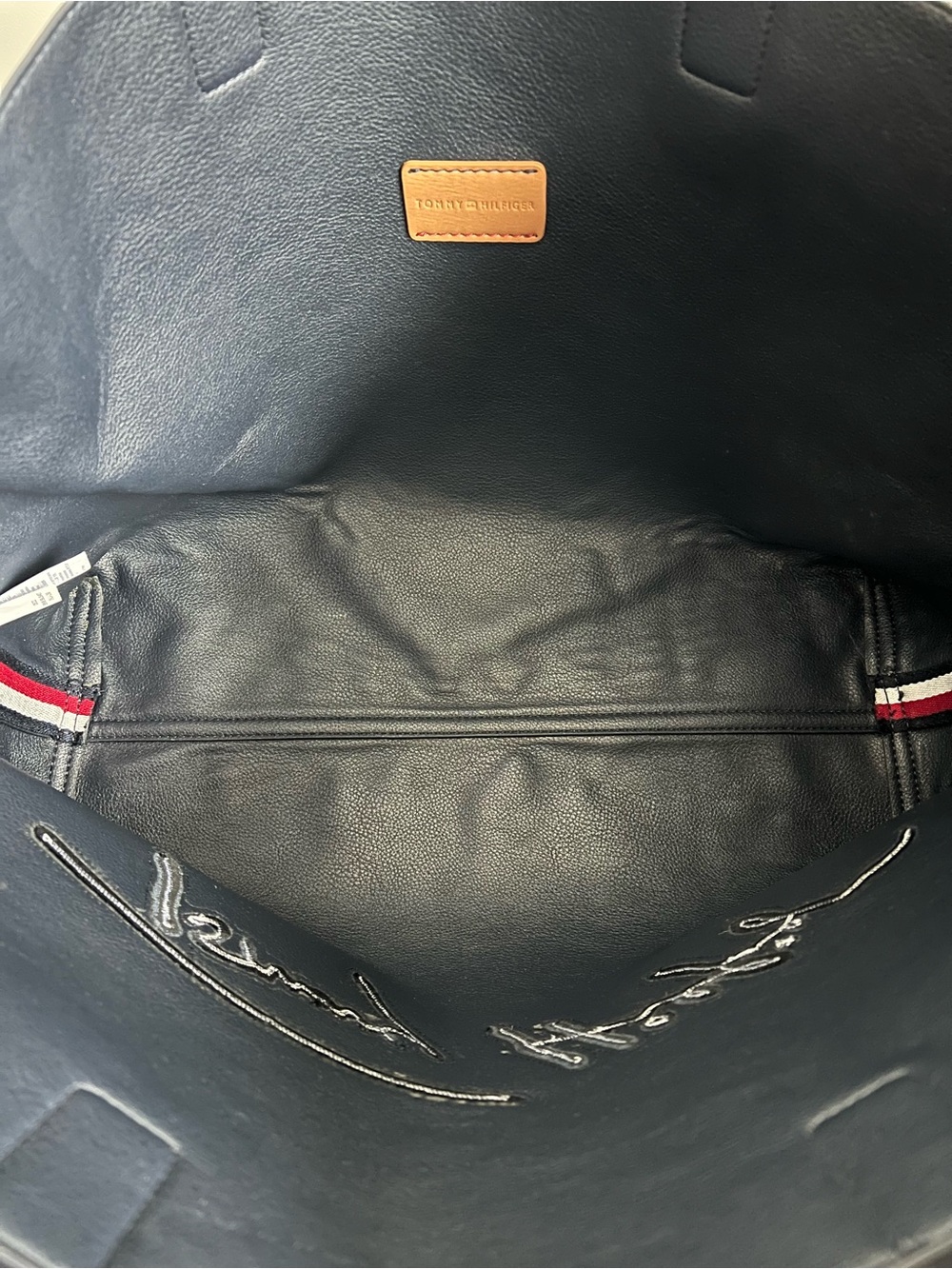 NWT Tommy Hilfiger Iconic Signature Oversized Tote Bag - Picture 7 of 11